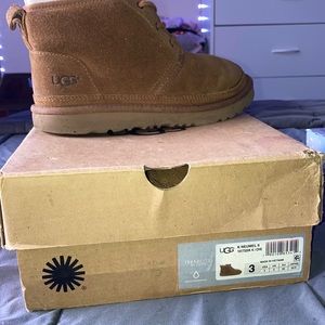 Uggs size 3